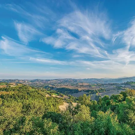 شقة One-bedroom In Barni Di Serrungarina