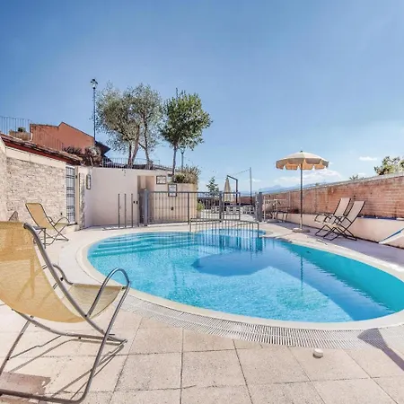 شقة One-bedroom In Barni Di Serrungarina