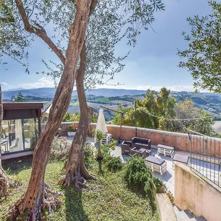 شقة One-bedroom In Barni Di Serrungarina